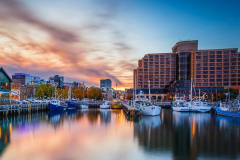 Hobart City And Surroundings Private Charter Service - Pubs Melbourne 0