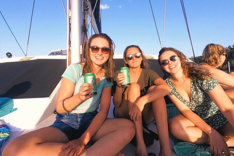 Sail, Snorkel, SUP & Kayak Charter Whitsundays - Pubs Melbourne 1