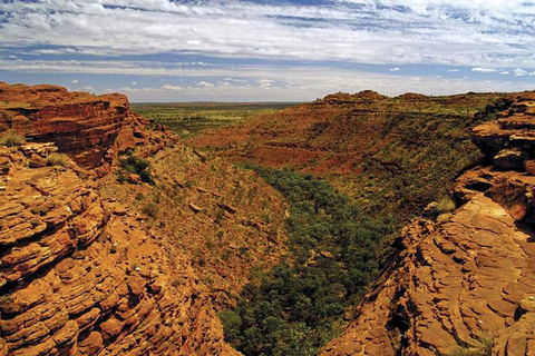 The Amazing Kings Canyon: 4-Hours Walking Tour And Hike - Pubs Melbourne 3