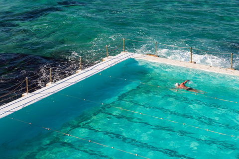 Private Essential Sydney Tour Including Lunch At The Cruising Yacht Club Of Australia - Pubs Melbourne 3