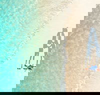 Private Coral Cay Bubbles Tour - Pubs Melbourne