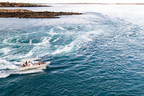 Cape Leveque, Sea Safari And Aboriginal Communities From Broome - Pubs Melbourne 3