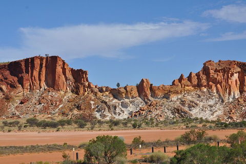 7-Day Guided Tour Of Alice Springs With Accommodation Included - Pubs Melbourne 3