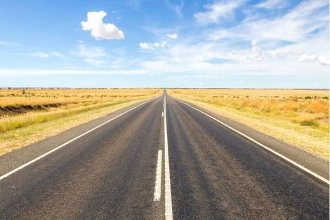 8-Day Outback Experience From Queensland - Pubs Melbourne 3