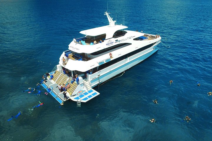 Day Trips And Excursions Airlie Beach QLD Pubs Melbourne