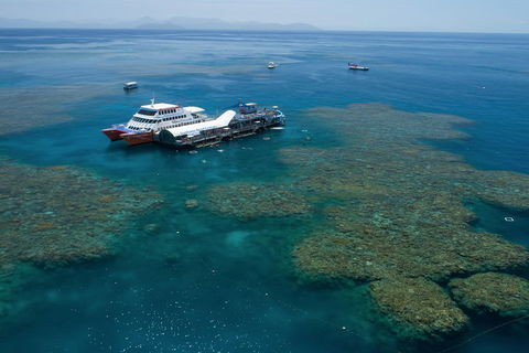 Scenic Helicopter Flight To Moore Reef And Return Snorkeling Cruise From Cairns - Pubs Melbourne 5