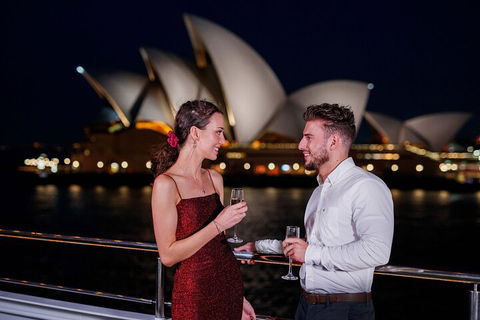 Sydney Harbour Dinner Cruise - Pubs Melbourne 3