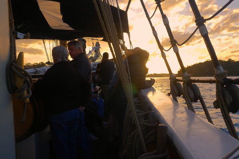 Sydney Harbour Tall Ship Afternoon Discovery Cruise - Pubs Melbourne 5