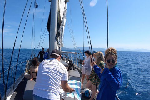 Ocean Free Green Island & Great Barrier Reef Snorkel Cruise, Cairns 25 Guests - Pubs Melbourne 3