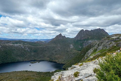 6 Day Trek The Cradle Mountain Overland Track - Pubs Melbourne 2