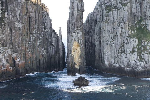 Tasman Island Cruises And Port Arthur Historic Site Day Tour From Hobart - Pubs Melbourne 2