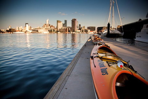 Melbourne Sunset Kayaking Experience With Dinner - Pubs Melbourne 0
