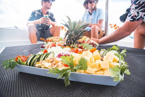 2-Night Whitsundays Sailing Adventure: Whitsunday Getaway - Pubs Melbourne 0
