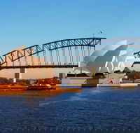 Quay People Sydney Harbour Walking Tour with Coffee - Pubs Melbourne