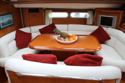 2-Night Cabin Charter Aboard Cruising Yacht Milady - Pubs Melbourne 2