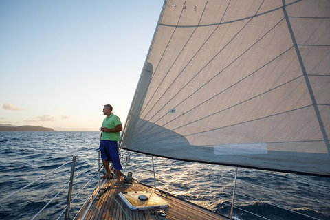 2-Night Cabin Charter Aboard Cruising Yacht Milady - Pubs Melbourne 4