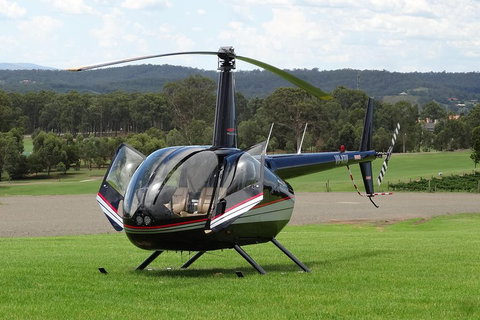 3-Hour Hunter Valley Scenic Helicopter Tour Including 3-Course Lunch From Cessnock - Pubs Melbourne 0