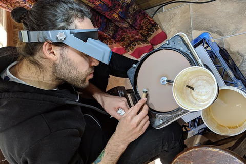 Opal Polishing Workshops In The Beautiful Blue Mountains - Pubs Melbourne 2