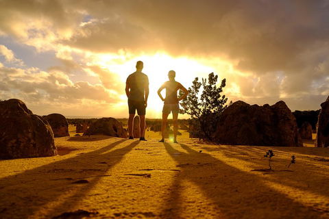 Pinnacle Desert Sunset And Night-time Stargazing Tour From Perth - Pubs Melbourne 1