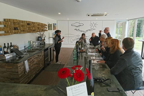 Adelaide Hills Regional / Hahndorf German Village Tour - Pubs Melbourne 0