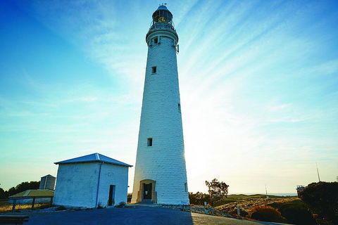 Rottnest Bayseeker Bus Tour From Hillarys Boat Harbour - Pubs Melbourne 2