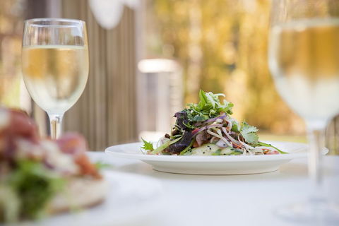 Overnight Daylesford And Macedon Ranges Gourmet Food Trail Tour From Melbourne - Pubs Melbourne 3