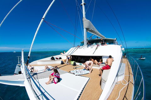 Passions Of Paradise Great Barrier Reef Snorkel And Dive Cruise From Cairns By Luxury Catamaran - Pubs Melbourne 3