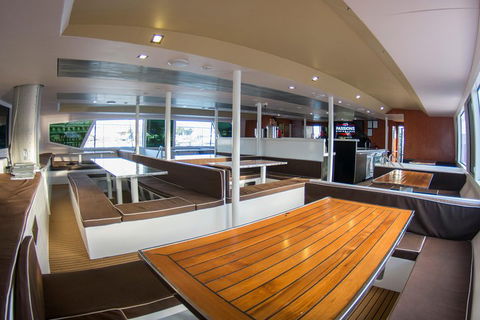 Passions Of Paradise Great Barrier Reef Snorkel And Dive Cruise From Cairns By Luxury Catamaran - Pubs Melbourne 5