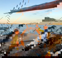 Sydney Harbour Tall Ship Afternoon Discovery Cruise - Pubs Melbourne