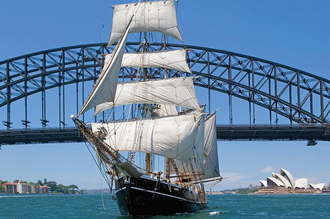 Sydney Harbour Tall Ship Lunch Cruise - Pubs Melbourne 1