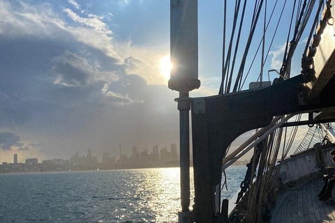 Sydney Harbour Tall Ship Twilight Dinner Cruise - Pubs Melbourne 4