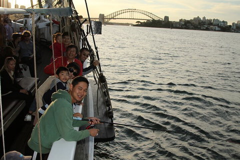 Sydney Harbour Tall Ship Twilight Dinner Cruise - Pubs Melbourne 5