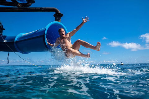 Outer Reef Pontoon Experience From Cairns - Pubs Melbourne 2